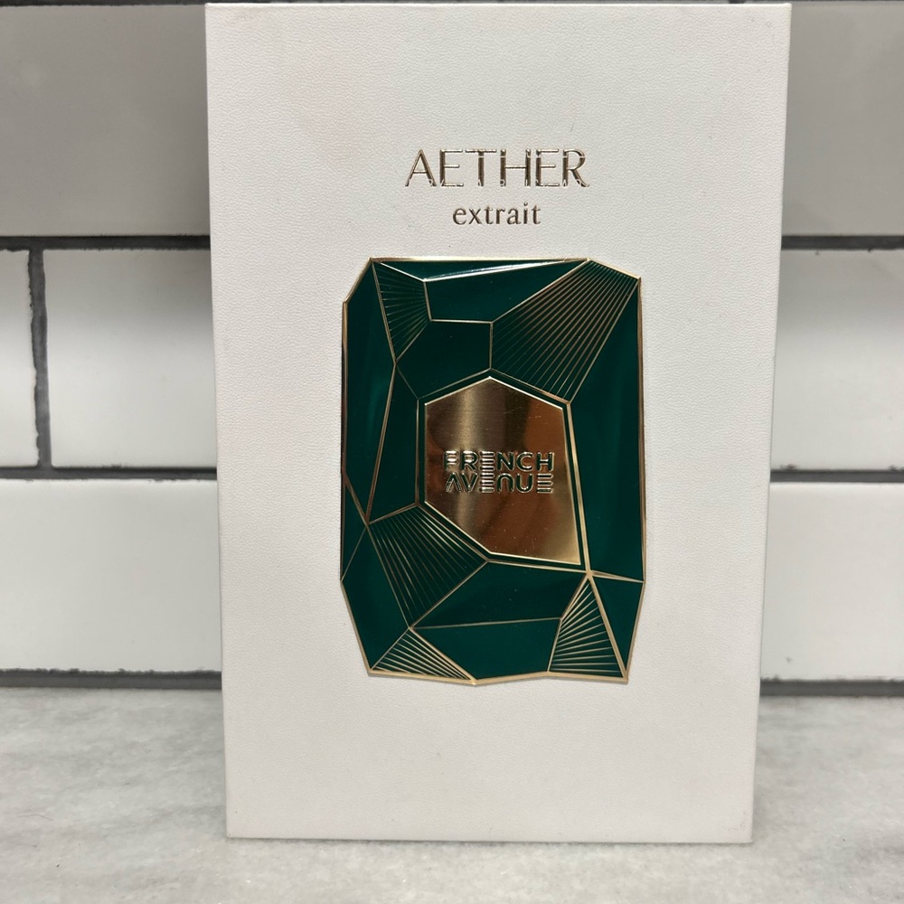 AETHER extrait French Avenue Unisex scent Full size with Box. 3.4 oz